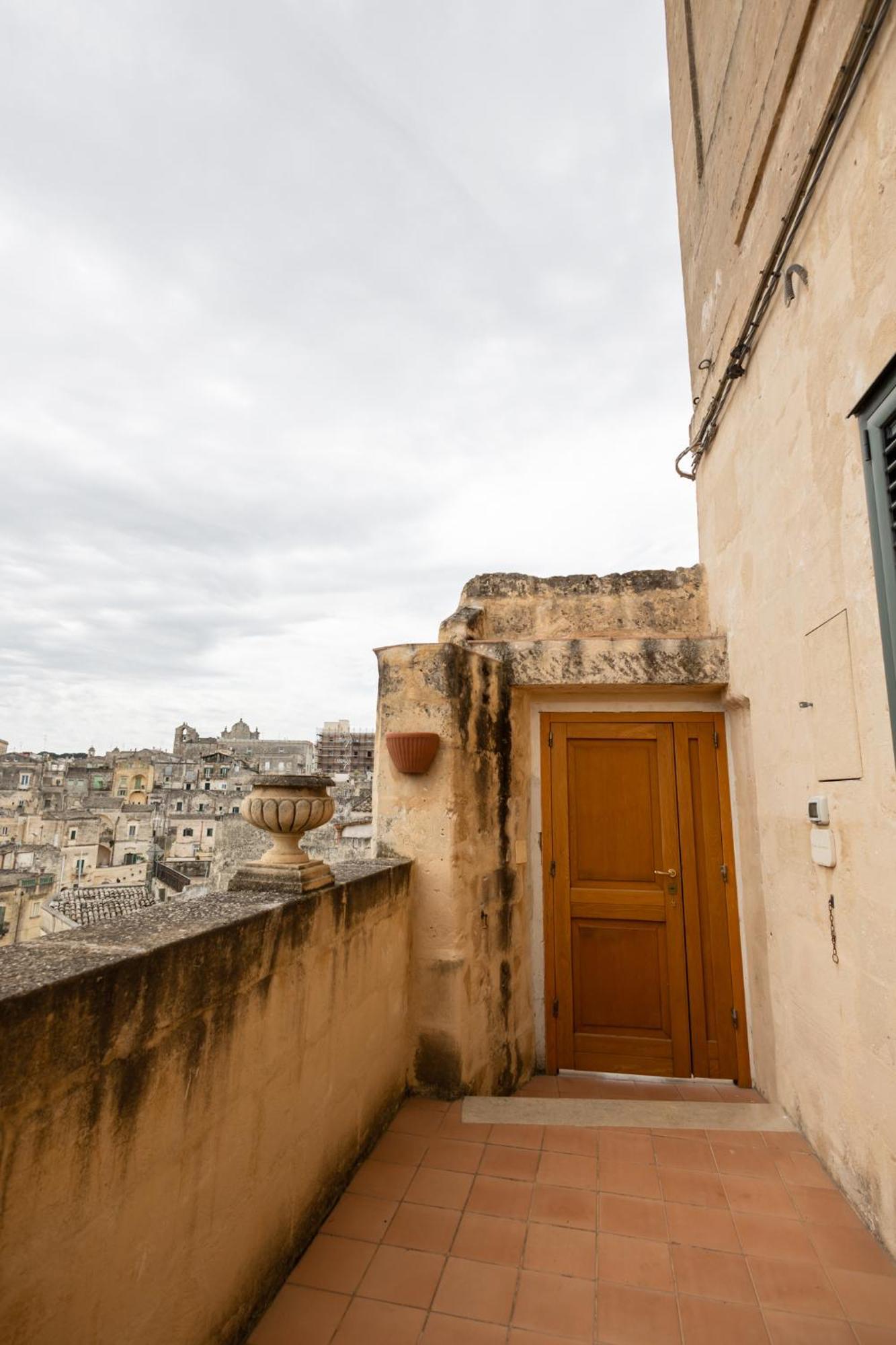 Villa Antica Dimora Storica La Finestra Sul Campanile à Matera Extérieur photo