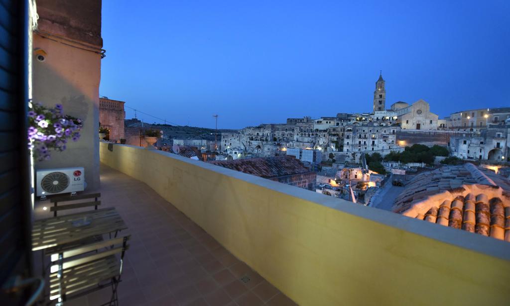 Villa Antica Dimora Storica La Finestra Sul Campanile à Matera Extérieur photo